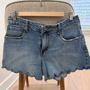 KUT From The Kloth Scalloped Hem Denim Shorts Women’s Size 8
